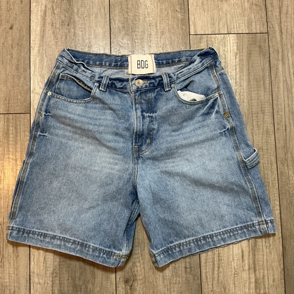 BDG Urban Outfitters Denim Carpenter Shorts Light Wash Blue‎ Size 32
